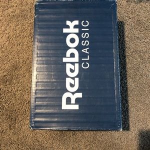 WOMENS Alicia keys court 6.5 REEBOK